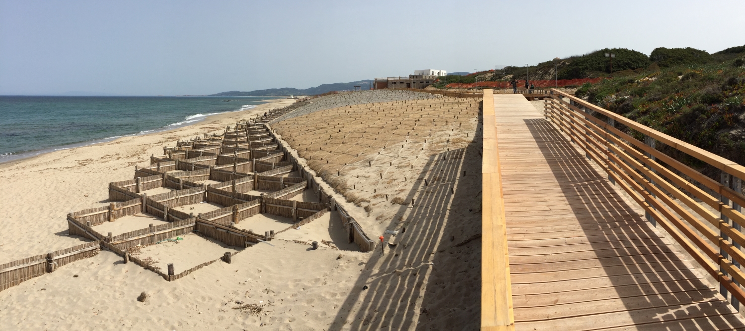 Ricostruzione del sistema spiaggia duna e riorganizzazione degli accessi 